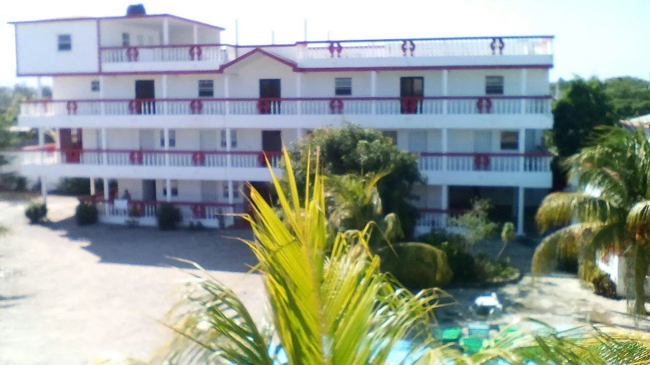 Le Relais Hotel Bar Resto & Resorts Fort Liberté