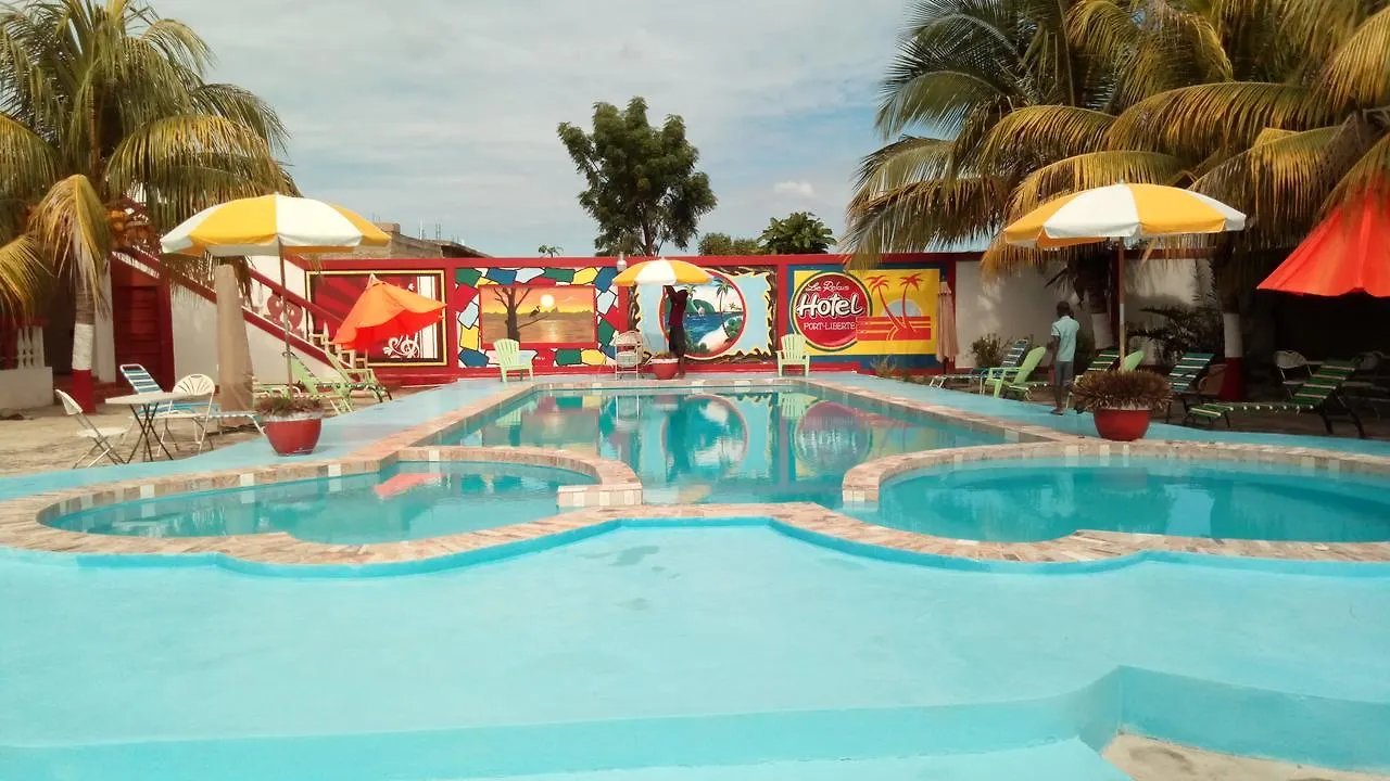 Le Relais Hotel Bar Resto & Resorts Fort Liberté