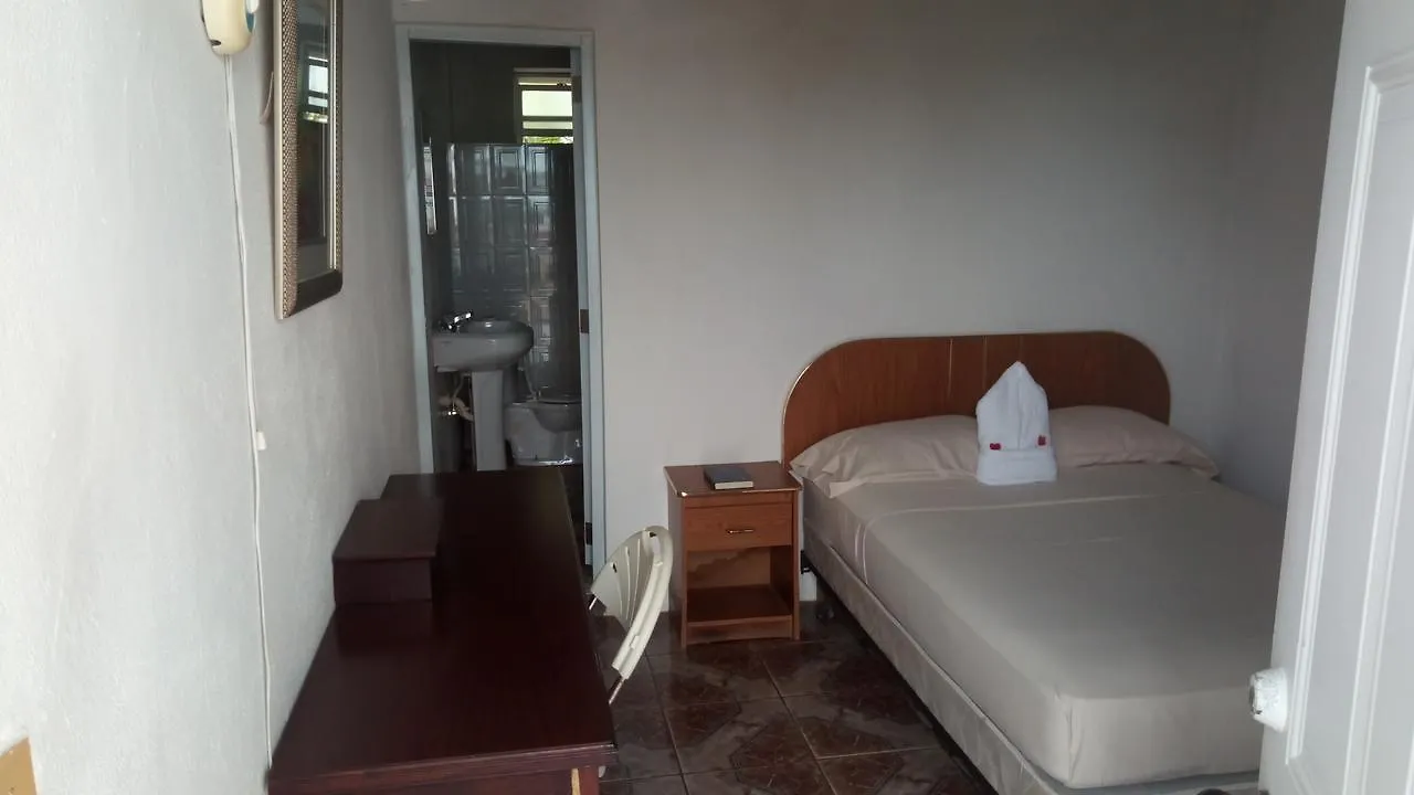 Le Relais Hotel Bar Resto & Resorts Fort Liberté